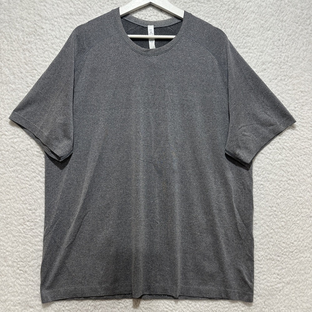Lululemon Metal Vent Tech T Shirt Men's Size 2XL Gray Get Outside Get Sweaty